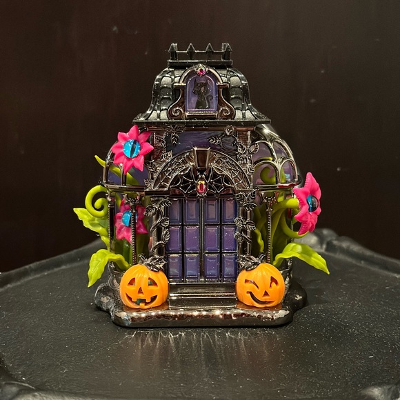 Halloween Haunted Conservatory Projector Wallflowers Plug NEW 2021 bats light - Picture 3 of 15